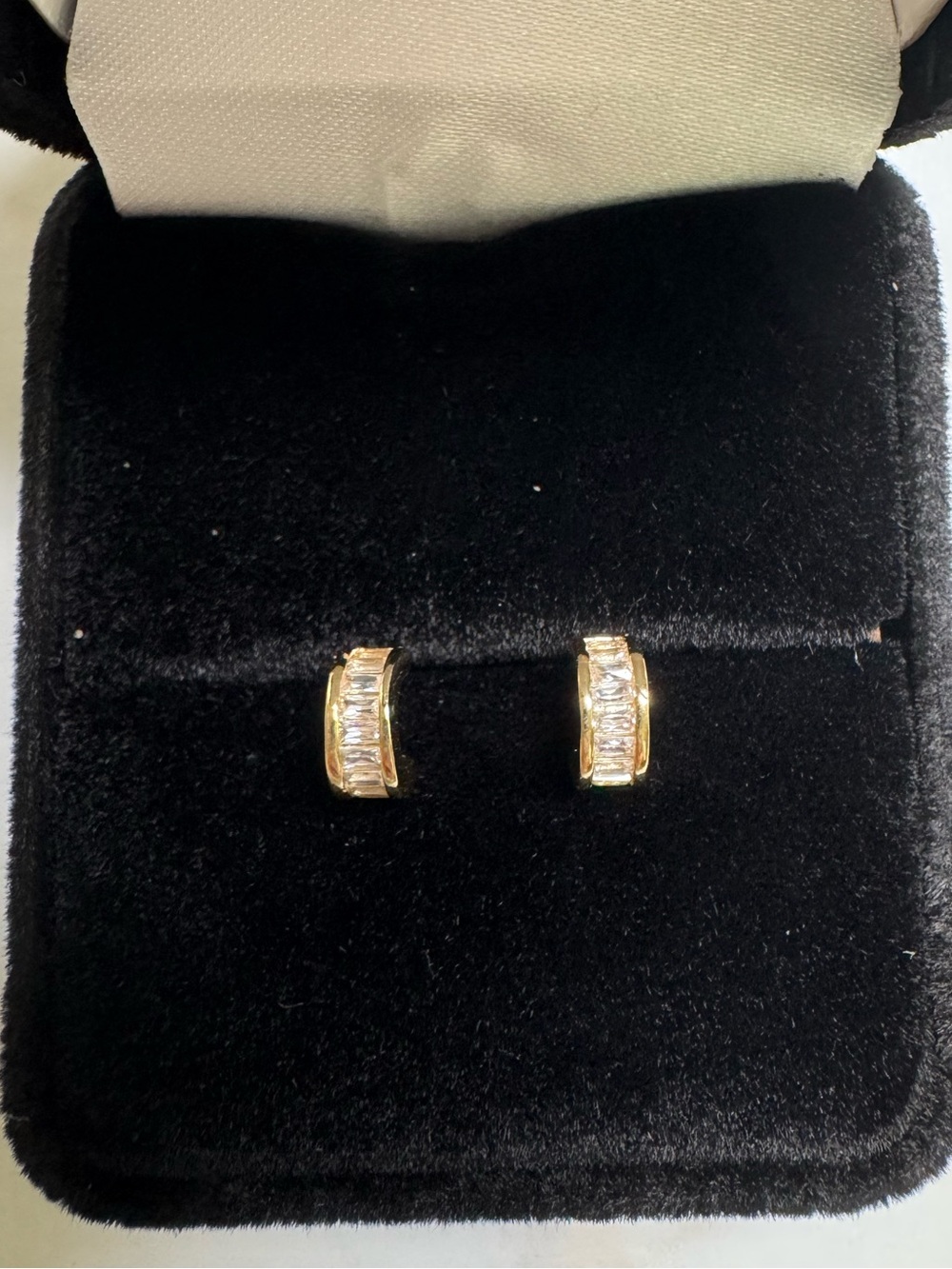 Gold Baguette Huggie Earrings